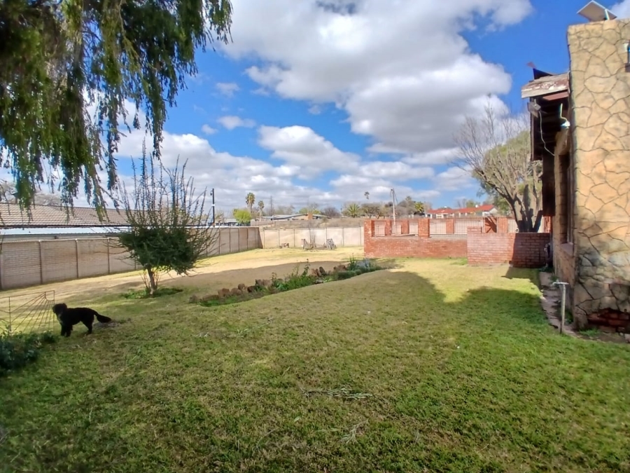 4 Bedroom Property for Sale in Kuruman Northern Cape